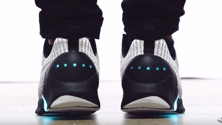 nike hyperadapt 2